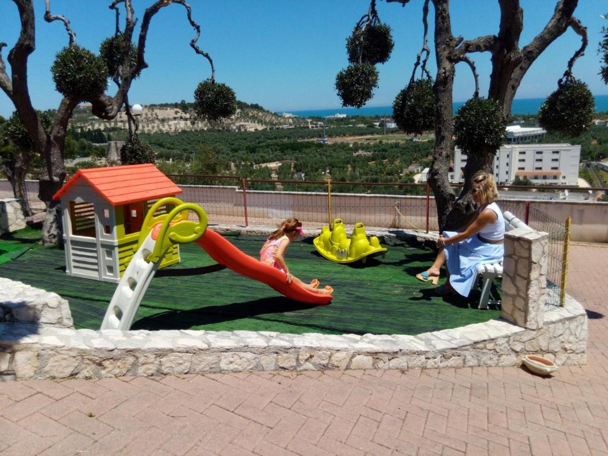 Villa Dei Pini Vieste Buitenkant foto